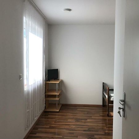 Monteurzimmer Sankt Augustin Luaran gambar